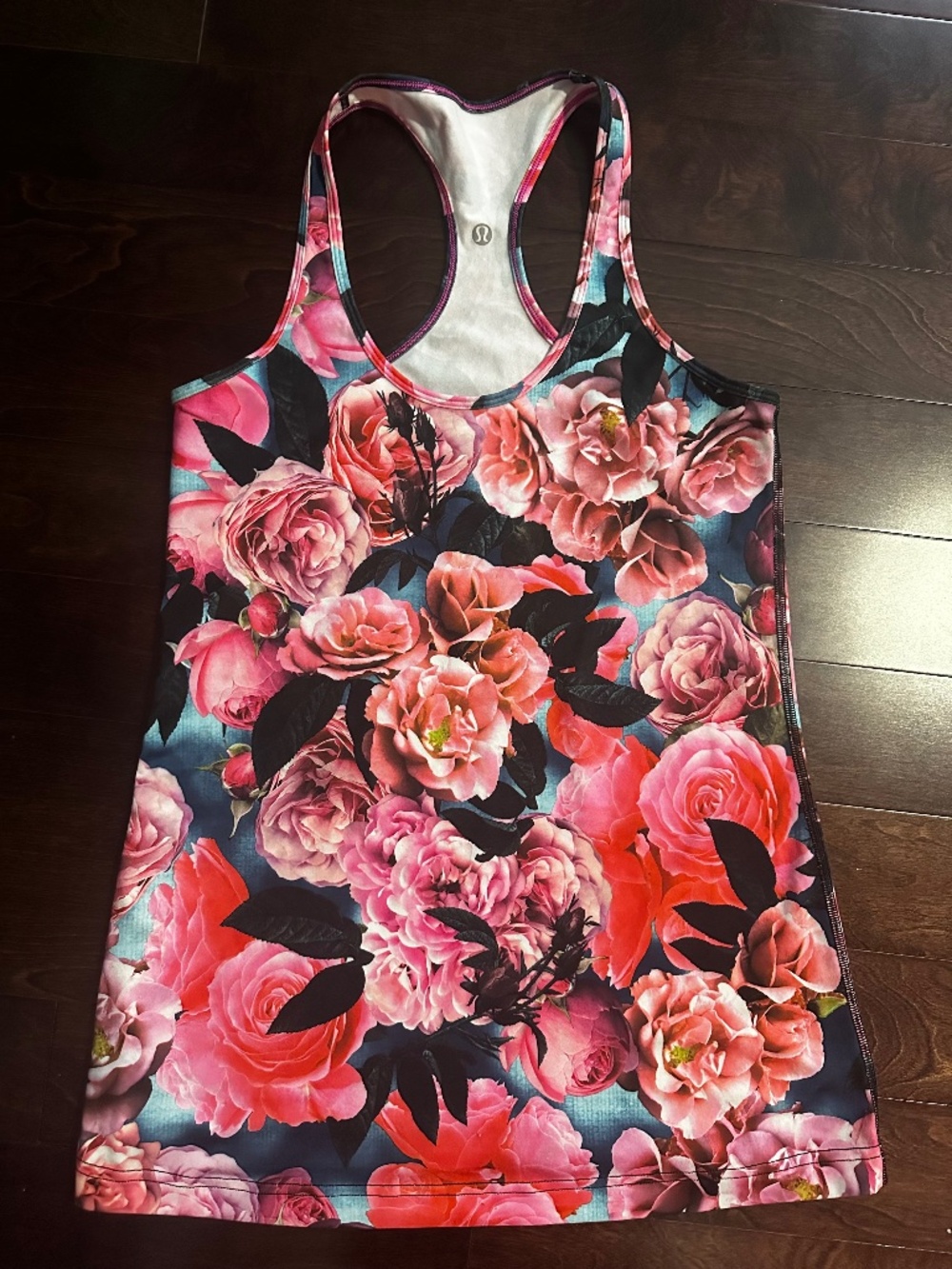 Lululemon secret garden tank size 10